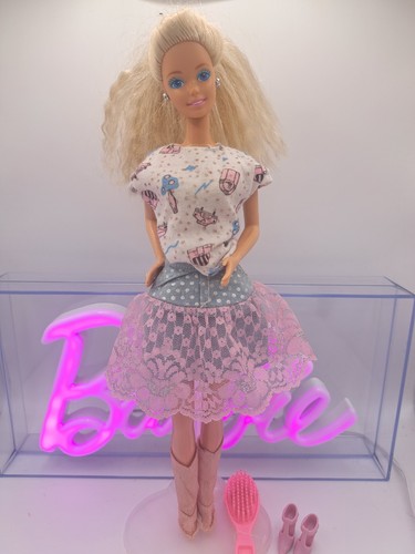 Barbie jeans look fashion - jeans,